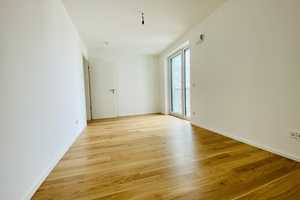 2-ZIMMER-TRAUM IN TOPLAGE! Einbauküche, großer SÜD/WEST LOGGIA, TG,  von privat – Am Kesselhaus 28, 80999 München – Vorschaubild 8