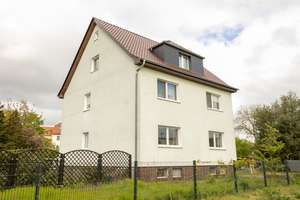 3-Familienhaus in Berlin Falkensee auf 1324 m² Grundstück mit viel Potential. – Die vollständige Adresse der Immobilie erhältst du vom Anbieter., 14612 Falkensee – Vorschaubild 3