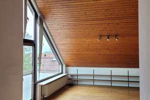 von Privat: Ruhige 3-Zi. DG Wohnung (86qm), Balkon, EBK, Gäste-WC, TG-Stellplatz, keine Maklergebühr – Die vollständige Adresse der Immobilie erhältst du vom Anbieter., 70619 Riedenberg, Stuttgart – Vorschaubild 15