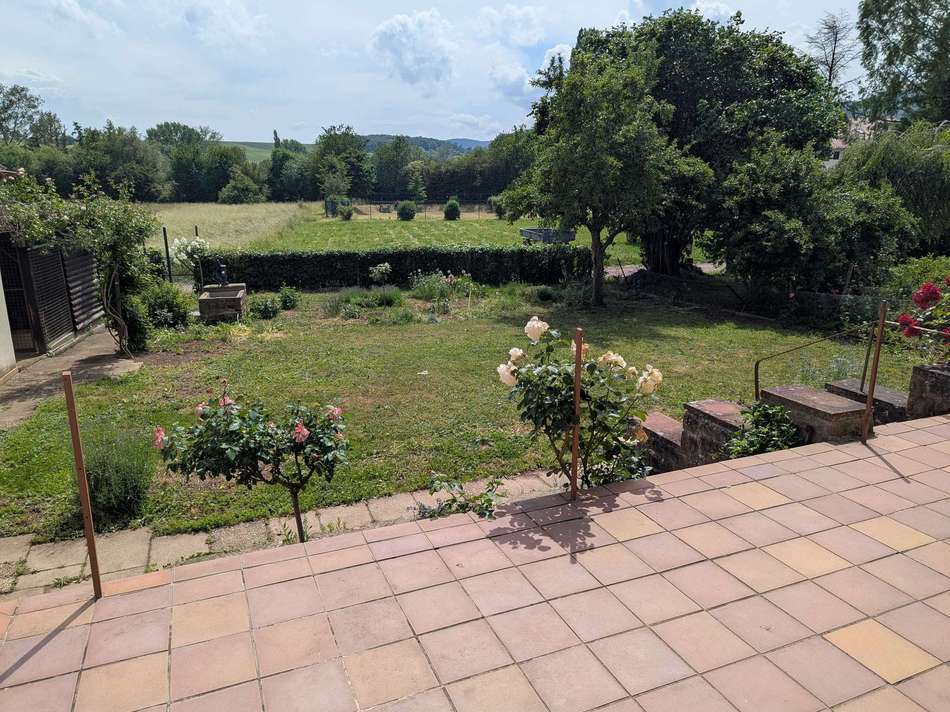 Terrasse und Garten