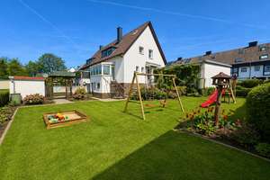 Familien aufgepasst! Gepflegtes Zweifamilienhaus mit zwei Garagen und sonnigem Garten in Dortmund. – Die vollständige Adresse der Immobilie erhältst du vom Anbieter., 44319 Asseln, Dortmund – Vorschaubild 9