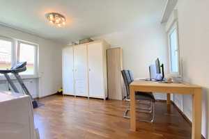 *** Heilbronner Osten ! Dreifamilienhaus mit ELW. plus Doppelgarage *** – Heilbronn – Vorschaubild 34