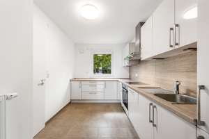 Bremen-Oberneuland: Einfamilien-Reihenhaus mit Dachterrasse und Carport – Die vollständige Adresse der Immobilie erhältst du vom Anbieter., 28355 Oberneuland, Bremen – Vorschaubild 14