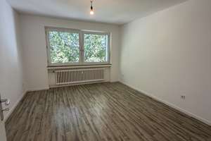 Komplett renovierte 4,5-Zimmer-Wohnung mit Balkon in Gelsenkirchen-Resse – ca. 90 m² – Middelicher Straße 280, 45892 Resse, Gelsenkirchen – Vorschaubild 12