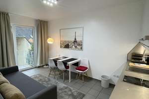 Schöne 2-Zimmer Wohnung (2 Balkone) - Düsseldorf Altstadt nähe Carlsplatz – Berger Str. 23, 40213 Altstadt, Düsseldorf – Vorschaubild 4