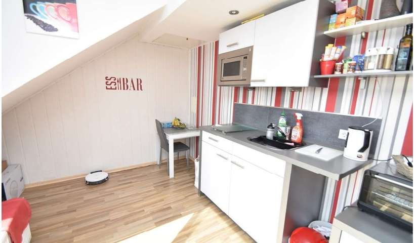 Schöne Dachgeschosswohnung mit Balkon - Photo 3