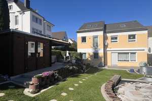 RESERVIERT ++ CHARMANTES 1-2-FAMILIENHAUS FÜR FAMILIEN oder MEHRGENERATIONENHAUS - 2 EINGÄNGE ++ – Solingen – Vorschaubild 1