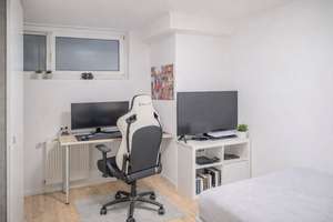 Modernes Wohnen auf zwei Ebenen – 3,5-Zimmer-Maisonettewohnung mit Garten in Trudering-Riem – Die vollständige Adresse der Immobilie erhältst du vom Anbieter., 81829 Trudering-Riem (Ortsteil), München – Vorschaubild 7