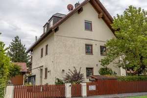 Seltene Gelegenheit in München-Allach: Fünfparteienhaus mit traumhaftem Grundstück, Pool und Garten – Die vollständige Adresse der Immobilie erhältst du vom Anbieter., 80999 Untermenzing, München – Vorschaubild 6
