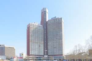 Freie 3-Zimmer-Wohnung mit Stellplatz im Kölner Uni-Center – 50939 Sülz, Köln – Vorschaubild 1