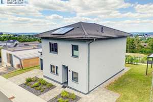 Top in Form und Funktion! Modern! Nahezu neuwertig! Wohnen in bester Lage von Hachenburg! – Die vollständige Adresse der Immobilie erhältst du vom Anbieter., 57627 Hachenburg – Vorschaubild 5