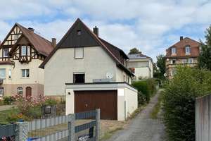 Einfamilien-Wohnhaus mit geräumiger PKW-Garage und schönem Gartengrundstück – Die vollständige Adresse der Immobilie erhältst du vom Anbieter., 74080 Böckingen, Heilbronn – Vorschaubild 2