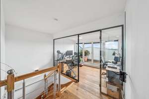 Traumhafte Penthouse-Maisonette mit Dachterrasse, Sauna und Weitblick – Die vollständige Adresse der Immobilie erhältst du vom Anbieter., 12527 Grünau, Berlin – Vorschaubild 6