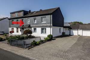 Viel Platz, viel Freiheit: Großzügiges ZFH mit Traumgarten, XL-Dachterrasse & Garage in ruhiger Lage – 45327 Katernberg, Essen – Vorschaubild 3