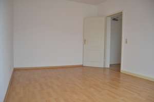 I gemütliche DG-Wohnung I Laminat I Duschbad I – Gerstäckerstraße 4, 4159 Möckern, Leipzig – Vorschaubild 7