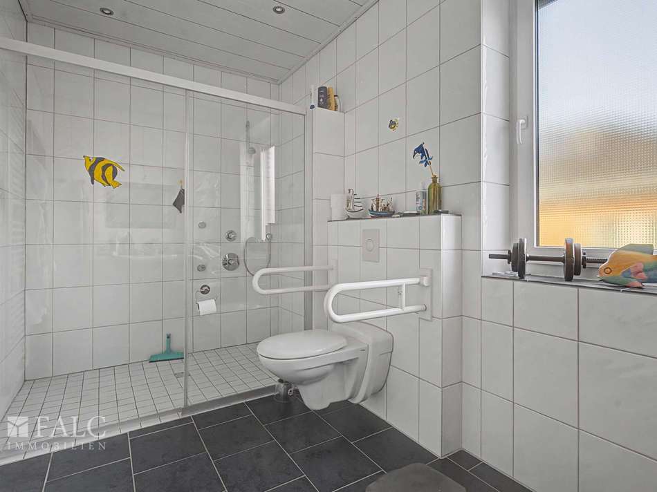 Rollstuhlgerechtes Badezimmer 