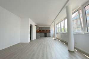 Zweitbezug nach Sanierung ! Moderne 2-Zimmer Wohnung (4. OG) Mitten in der Bremer City – Knochenhauer Str. 5, 28195 Altstadt, Bremen – Vorschaubild 2
