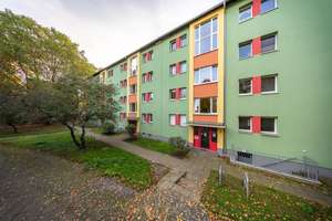 Renovierungsbedürftige Zweizimmerwohnung im 2. OG, in Charlottenburg Nord, frei ab sofort – Heilmannring 45, 13627 Charlottenburg-Nord, Berlin – Vorschaubild 1
