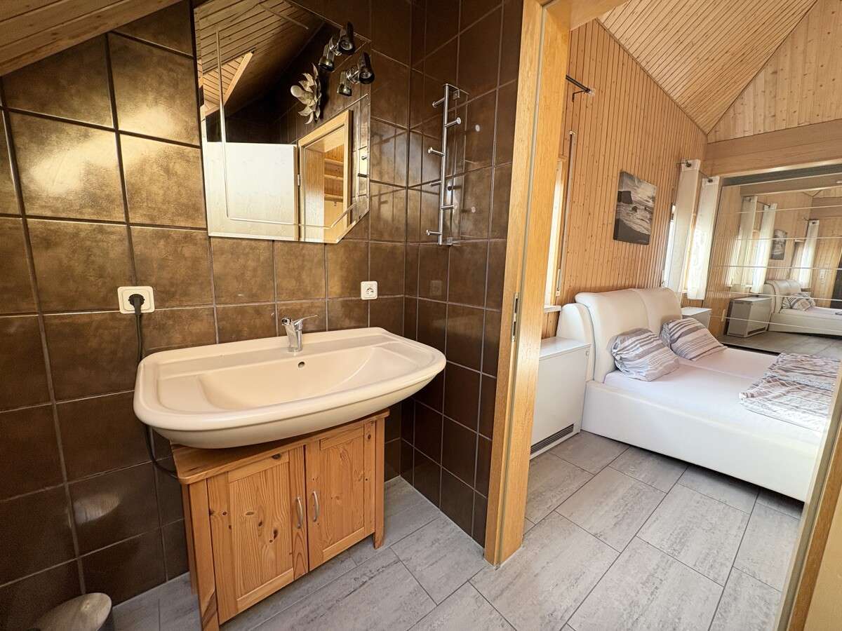 Immobilie in Rüdesheim - Investieren, entwickeln, profitieren - vielseitiges Wohn- und Geschäftshaus nahe Bad Kreuznach - Bild 3