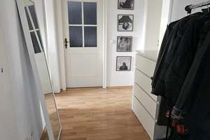 Schöne & helle 2-Zimmer-Wohnung mit Süd-/Westbalkon in Lindenthal – direkt am Stadtwald – Die vollständige Adresse der Immobilie erhältst du vom Anbieter., 50931 Lindenthal (Ortsteil), Köln – Vorschaubild 4