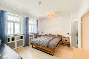 Großzügige 3,5 Zimmerwohnung mit EBK, Terrasse in ruhiger Lage von Stuttgart. – Landhausstraße 94, 70190 Ostheim, Stuttgart – Vorschaubild 2