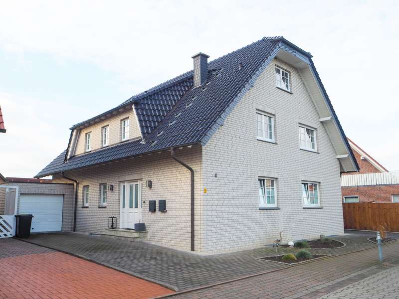 Wohnen wie im eigenen Haus! Attraktive ETW mit großem, eigenen Garten