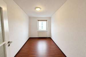 Kapitalanlage nahe der Pferderennbahn – 2-Zimmer-Wohnung – Die vollständige Adresse der Immobilie erhältst du vom Anbieter., 50737 Weidenpesch, Köln – Vorschaubild 3
