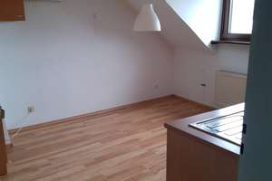 Charmante 2-Zimmer Dachgeschosswohnung im 4. OG in Trier-Innenstadt – Fleischstr. 30-31, 54290 Mitte/Gartenfeld, Trier – Vorschaubild 6