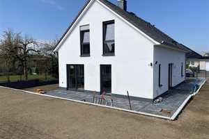 . . . Erstbezug im Einfamilienhaus . . . – Herzogtum Lauenburg (Kreis) – Vorschaubild 1
