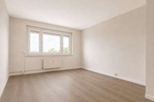 Bezugsfrei mit Potential nahe Auwald - Einbauküche | Tageslichtbad | Balkon | Keller – 4179 Leutzsch, Leipzig – Vorschaubild 12