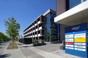 Helles, modernes Appartement direkt am Westpark/AUDI-Kreisel mit EBK – Bei der Hollerstaude 2, 85049 Friedrichshofen-Hollerstauden, Ingolstadt – Vorschaubild 1