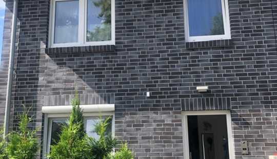 Bild von Moderne Doppelhaushälfte mit hochwertiger Ausstattung – Baujahr 2016