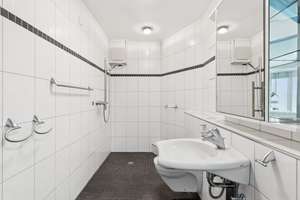 Property thumbnail 8