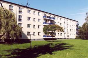 Wald -und Schwimmbadnähe