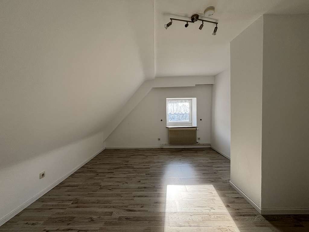 Immobilie in Engen - Landhaus mit Charme in idyllisch ruhiger Ortsrandlage - Bild 4