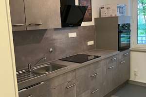 Perfekt aufgeteilte, charmante 2-Zimmer-EG-Wohnung mit Balkon, Einbauküche und modernem Bad – Bismarckstraße 26, 90489 Schoppershof, Nürnberg – Vorschaubild 7