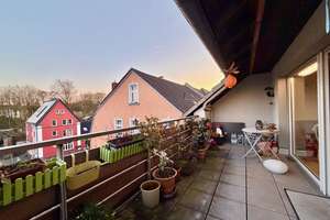 Großzügige Dachgeschosswohnung mit 600 m² Garten, Balkon, Aufzug und optionaler Garage – Die vollständige Adresse der Immobilie erhältst du vom Anbieter., 44869 Höntrop, Bochum – Vorschaubild 8