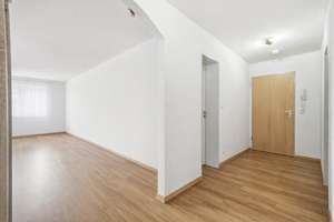 Vorteilhaft geschnittene 3,5-Zimmer-Wohnung in Mochenwangen – Die vollständige Adresse der Immobilie erhältst du vom Anbieter., 88284 Wolpertswende – Vorschaubild 4