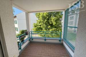 Ruhig und geräumig: 2 Zi. Wohnung mit SW-Balkon nahe Teltowkanal