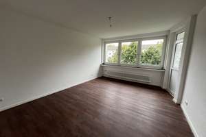 Sie suchen 3 Zi-Whng. - weisses Wannenbad mit Fenster und Balkon - Duisburg – Brahmstr. 26, 47226 Rheinhausen-Mitte, Duisburg – Vorschaubild 5
