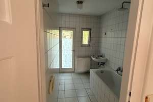 Lebendig wohnen in Nürnberg: 4-Zimmer-Wohnung mit 2 Balkon – Langobardenstraße 6, 90461 Hummelstein, Nürnberg – Vorschaubild 5