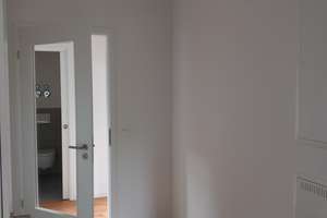 living smart - Wunderschöne 3-Zimmer-Wohnung in denkmalgeschütztem Altbau – Die vollständige Adresse der Immobilie erhältst du vom Anbieter., 81925 Oberföhring, München – Vorschaubild 8
