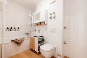 PROVISIONSFREI: Lichtdurchflutete 2-Zimmer-Wohnung mit zwei Balkonen im Arnulfpark (Maxvorstadt) – Marlene-Dietrich-Straße 33, 80636 Marsfeld, München – Vorschaubild 9