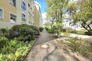 Modernisierte 4-Zimmer-Wohnung mit hochwertiger Küche, Balkon, Keller und durchdachtem Grundriss! – Die vollständige Adresse der Immobilie erhältst du vom Anbieter., 28325 Ellenerbrok-Schevemoor, Bremen – Vorschaubild 15