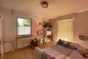 traumhafte 3 Zimmerwohnung zu vermieten – Sillerstr. 8, 42327 Elberfeld West, Wuppertal – Vorschaubild 2