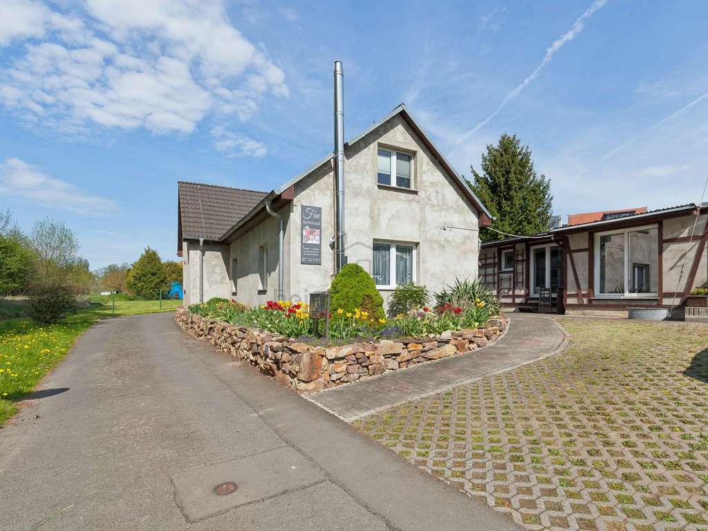 Immobilie in Nossen - Viel Raum, viel Ruhe, viel Zuhause – Einfamilienhaus mit großzügigem Garten in Nossen - Bild 1