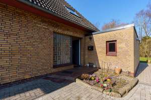 Idyllisches Wohnen in Tetenbüll: Ihr neues Zuhause mit traumhaftem Garten in ruhiger Lage – Die vollständige Adresse der Immobilie erhältst du vom Anbieter., 25882 Tetenbüll – Vorschaubild 16