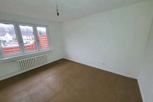 Mehrfamilienhaus mit 3 Wohneinheiten, Vollkeller,  in Wolfsburg-Hellwinkel -maklerfrei- – Die vollständige Adresse der Immobilie erhältst du vom Anbieter., 38446 Hellwinkel, Wolfsburg – Vorschaubild 4