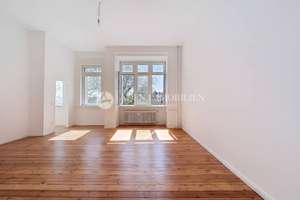 Attraktive 1-Zimmer-Wohnung mit Parkett und Tageslichtbad in ruhiger Lage – Detmolder Str. 66, 10715 Wilmersdorf, Berlin – Vorschaubild 2