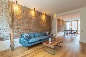 Zentral, stilvoll, hochwertig – 3-Zimmer-Wohnung mit Regendusche, Balkon & neuer Einbauküche – Karlstraße 94, 40210 Düsseldorf – Vorschaubild 3